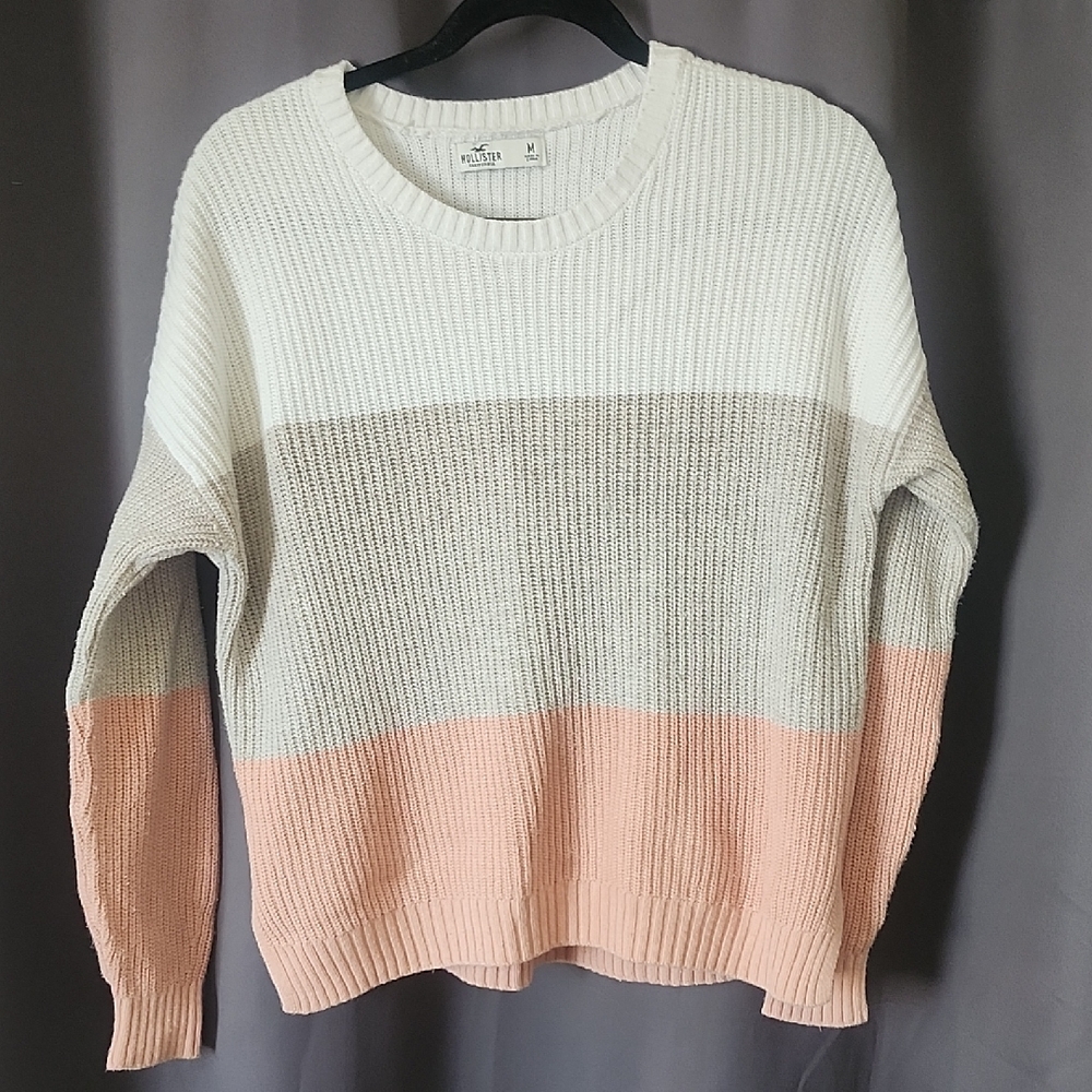 Hollister White, Light Gray & Soft Pink Striped Crewneck Sweater